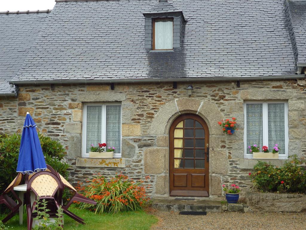 Les Gites de Kerroyal Garlan Chambre photo