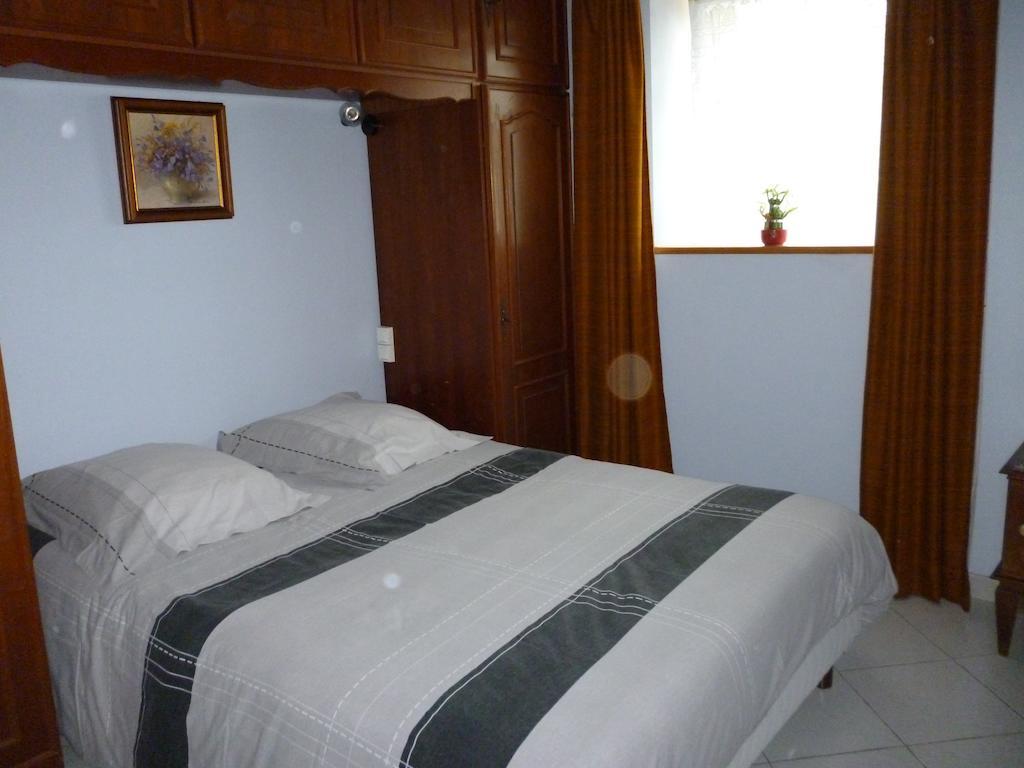Les Gites de Kerroyal Garlan Extérieur photo