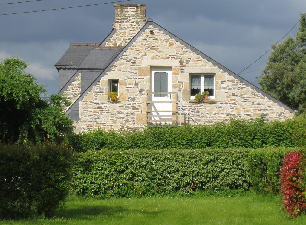 Les Gites de Kerroyal Garlan Extérieur photo